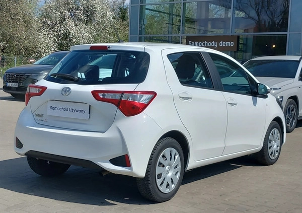 Toyota Yaris cena 43900 przebieg: 146230, rok produkcji 2018 z Praszka małe 277